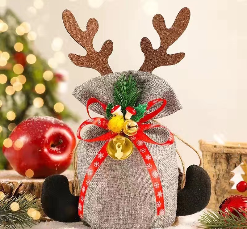 Apple Tote With Christmas Decorations